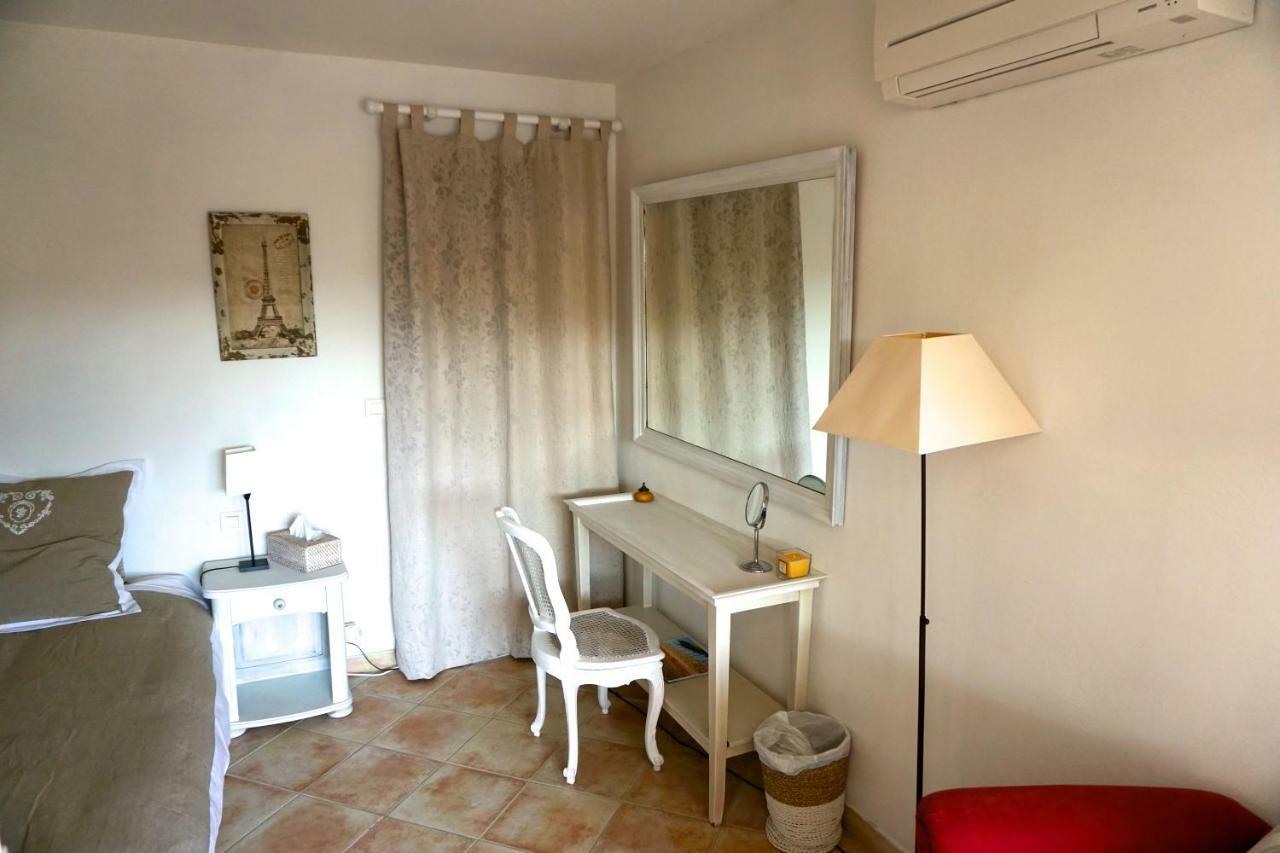 Lone Star House Bed & Breakfast Sainte-Maxime Exterior photo